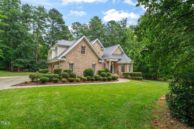 505 Deerhaven Ct, Hillsborough, NC 27278