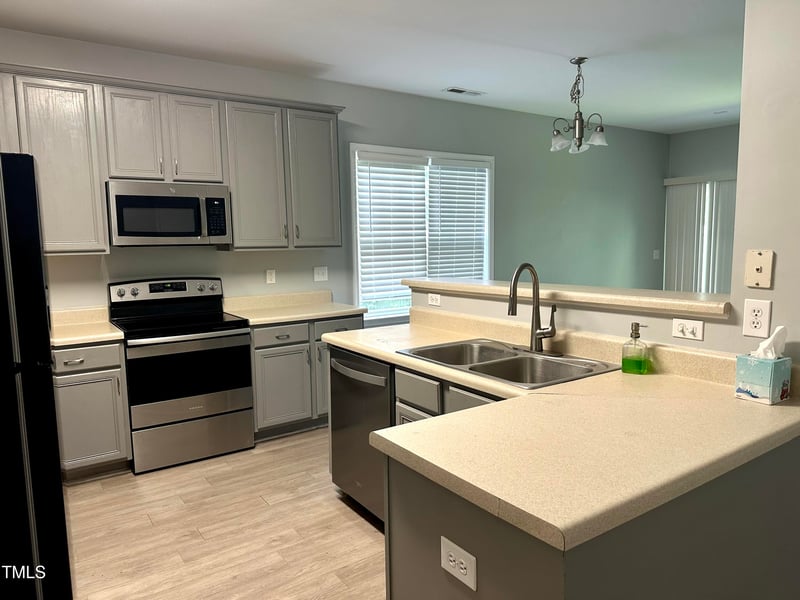 505 Elm Ave, Wake Forest, NC 27587