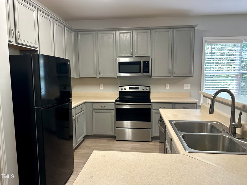 505 Elm Ave, Wake Forest, NC 27587