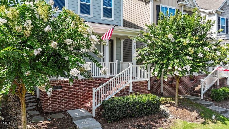 505 Evening Star Dr, Apex, NC 27502
