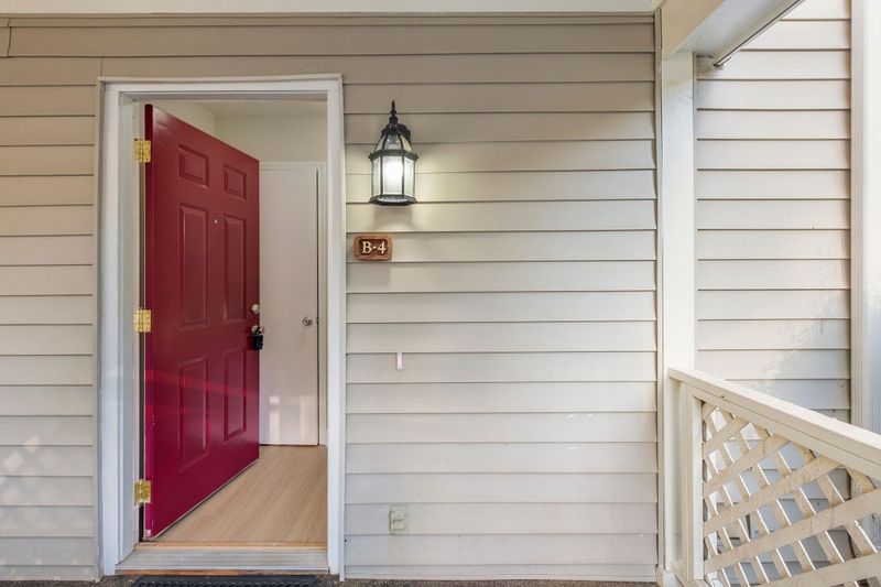 505 Gooseneck Dr #B4, Cary, NC 27513