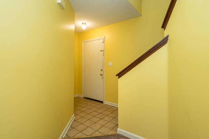 505 Gooseneck Dr #B5, Cary, NC 27513