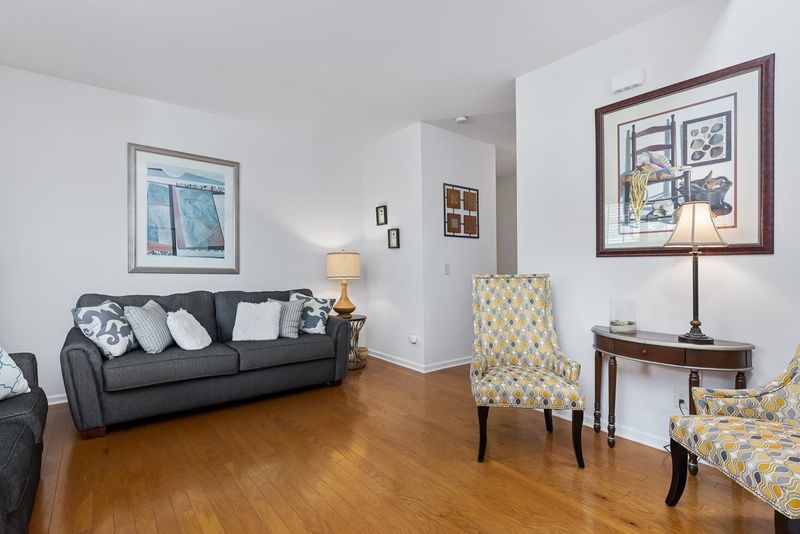 505 Hidden Treasure Dr, Durham, NC 27712
