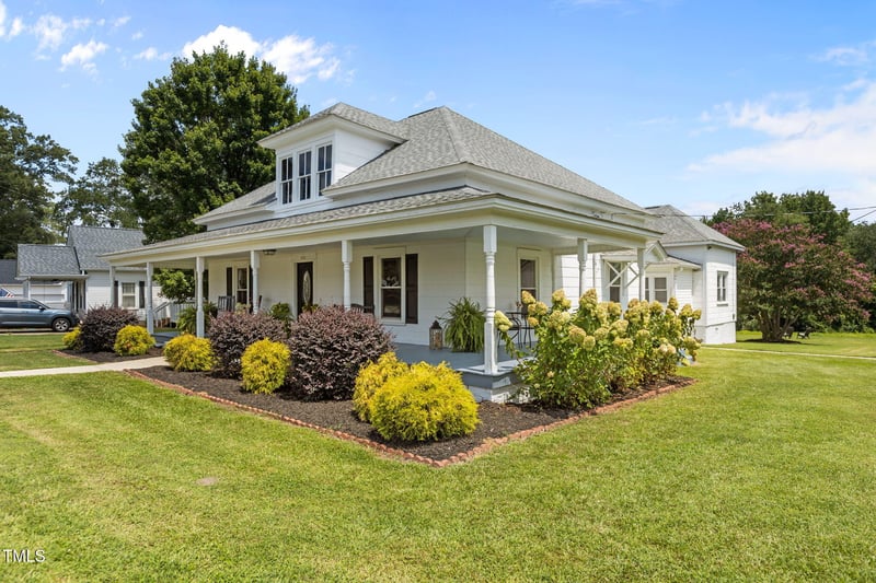 505 Hughes St, Apex, NC 27502