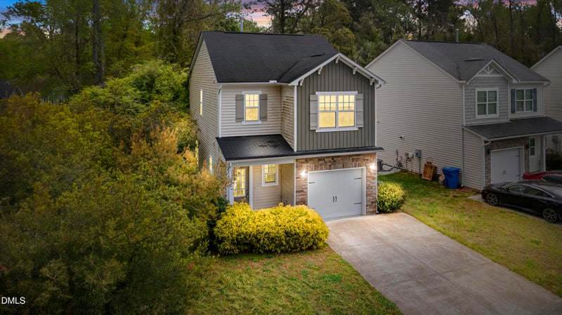 505 Hunters Ridge Dr, Fuquay Varina, NC 27526