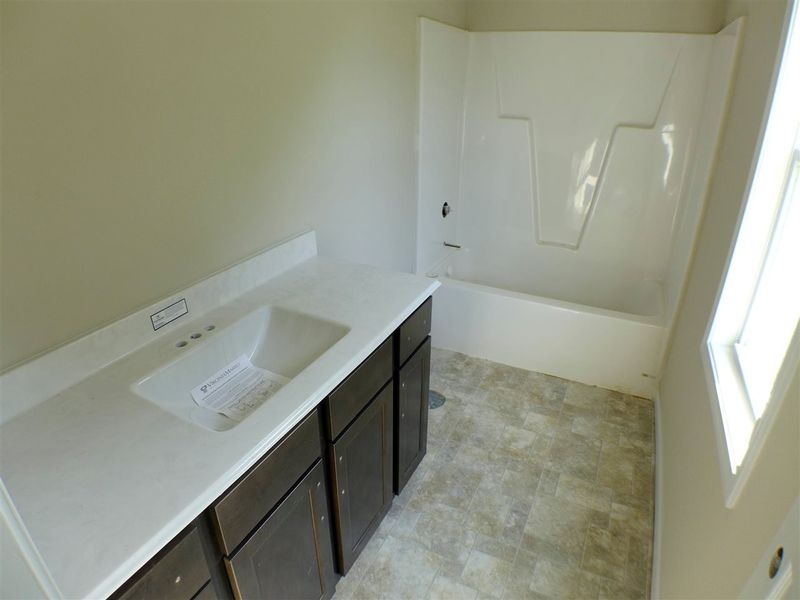 505 N Johnson St, Benson, NC 27504