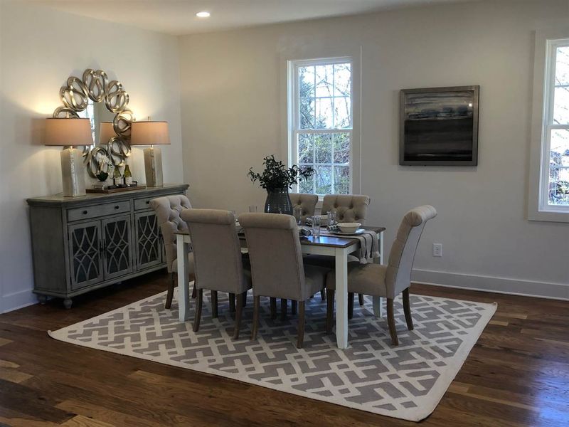 505 Latimer Dr, Hillsborough, NC 27278
