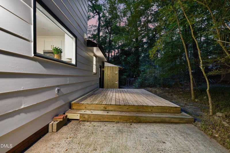505 Longleaf Dr, Chapel Hill, NC 27517