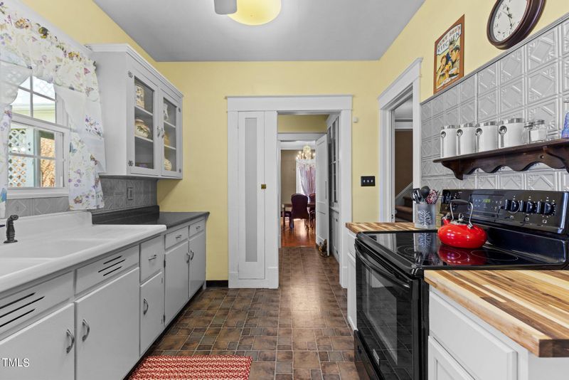 505 S Main St, Roxboro, NC 27573