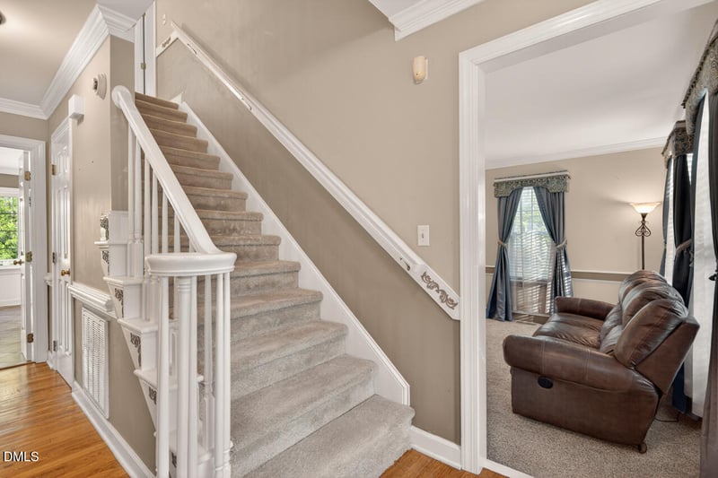 505 Nichols Farm Dr, Durham, NC 27703