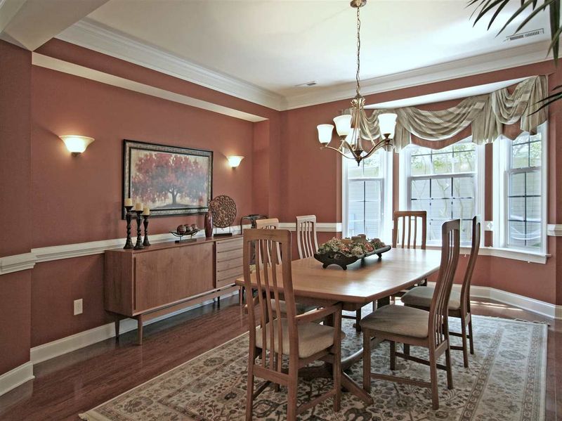 505 Quaker Dell Ln, Cary, NC 27519