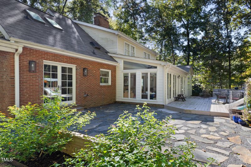 505 Red Bud Rd, Chapel Hill, NC 27517