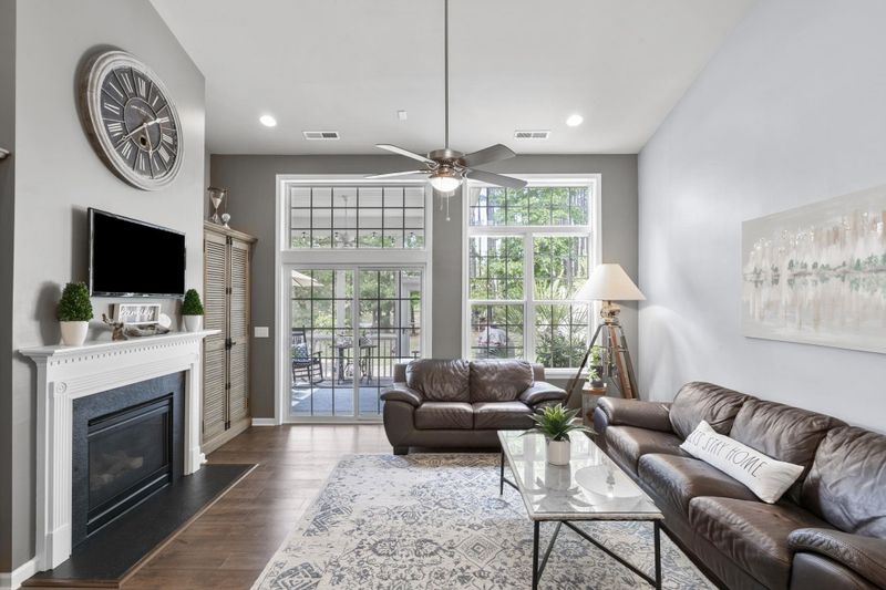 505 Sealine Dr, Cary, NC 27519