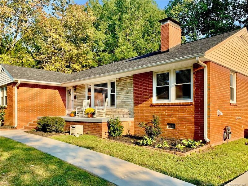 505 Walnut Dr, Sanford, NC 27330