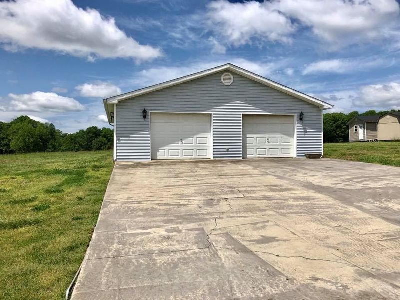 505 Younger Rd, Roxboro, NC 27573
