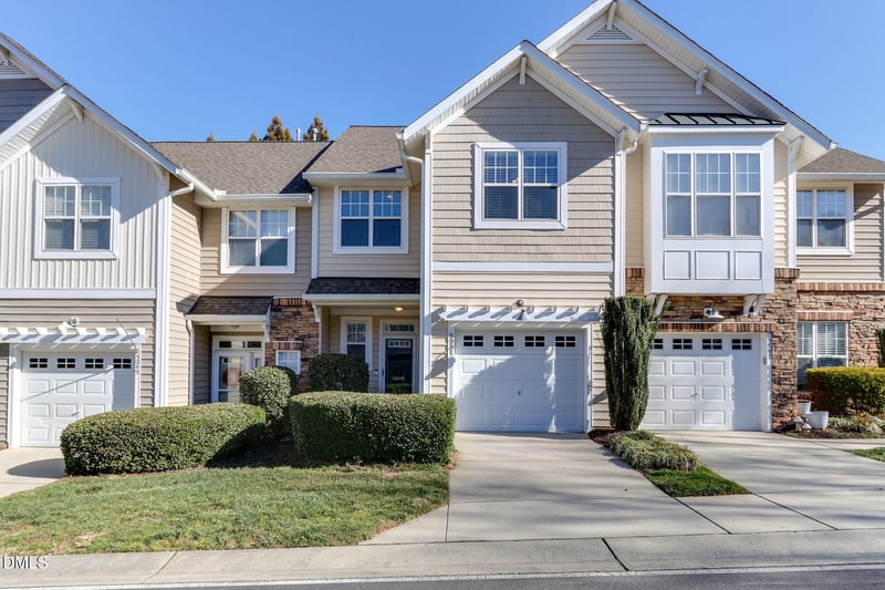 5051 Amber Clay Ln, Raleigh, NC 27612