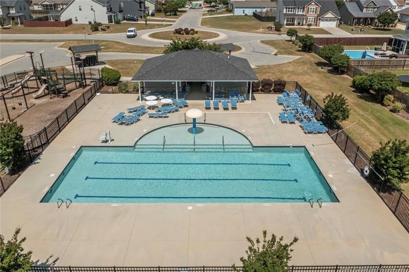 5051 Boxcut Ln, Hope Mills, NC 28348