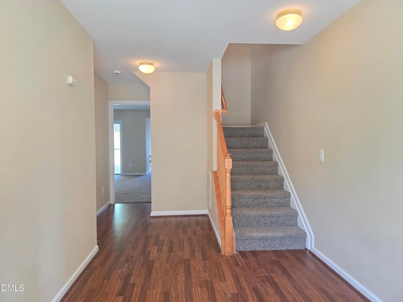 5051 Neuse Commons Ln, Raleigh, NC 27616