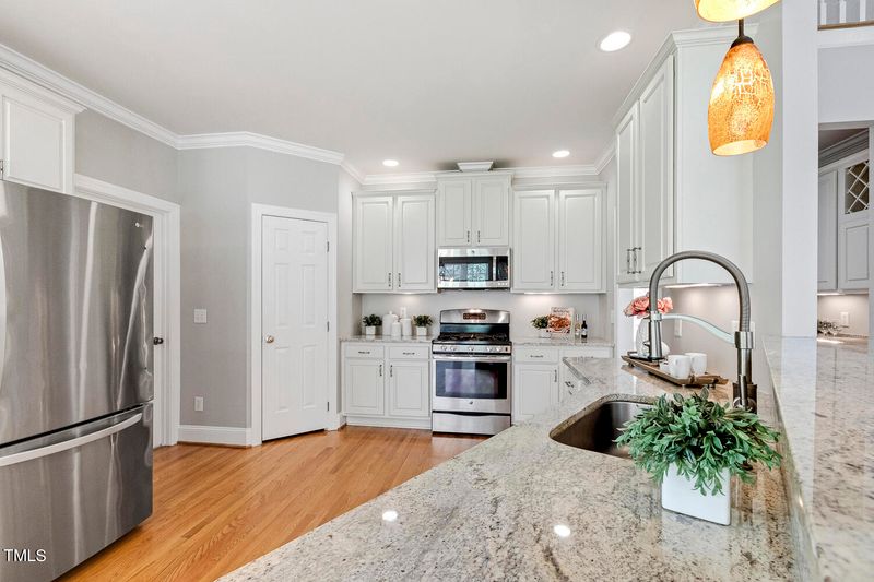 5052 Boulder Creek Ln, Raleigh, NC 27613