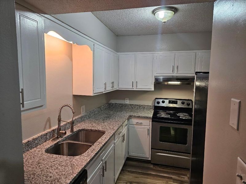 5052 Flint Ridge Pl #5052, Raleigh, NC 27609