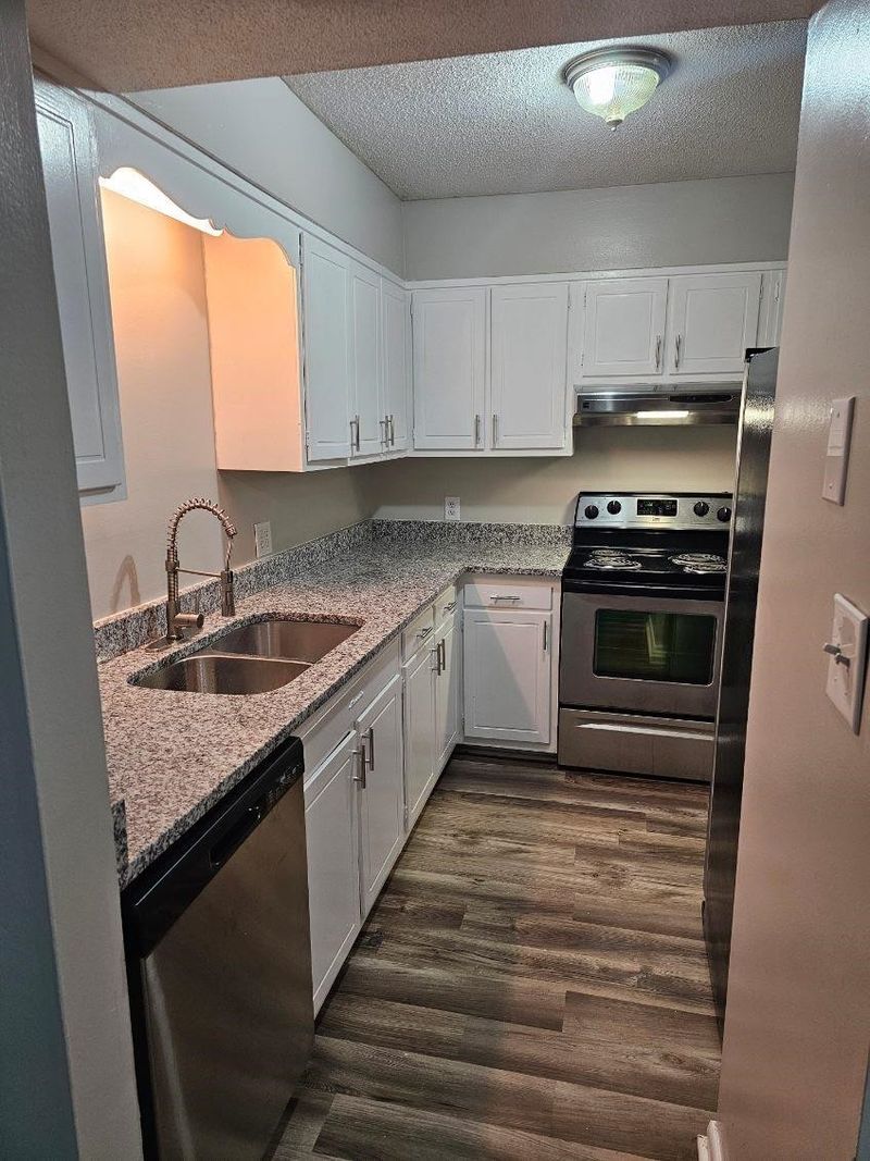 5052 Flint Ridge Pl #5052, Raleigh, NC 27609