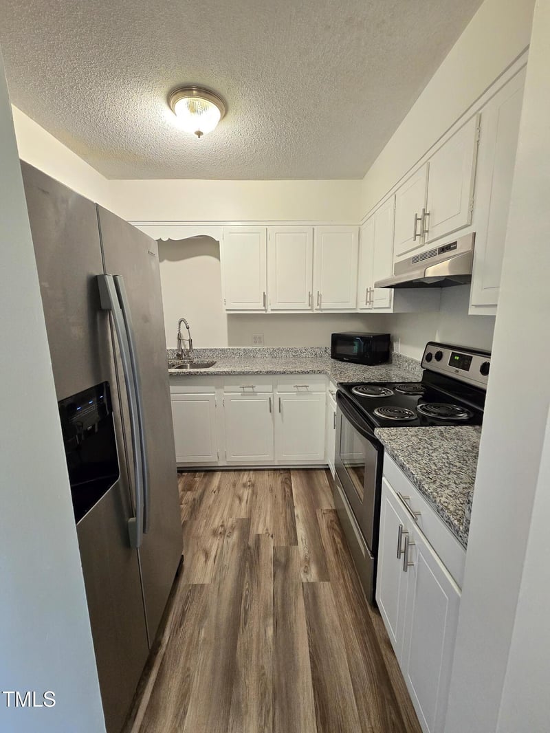 5052 Flint Ridge Pl, Raleigh, NC 27609