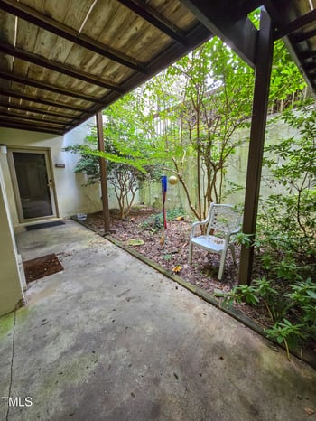 5052 Flint Ridge Pl, Raleigh, NC 27609