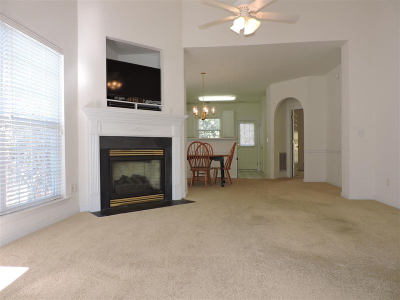 5053 Delta Lake Dr, Raleigh, NC 27612