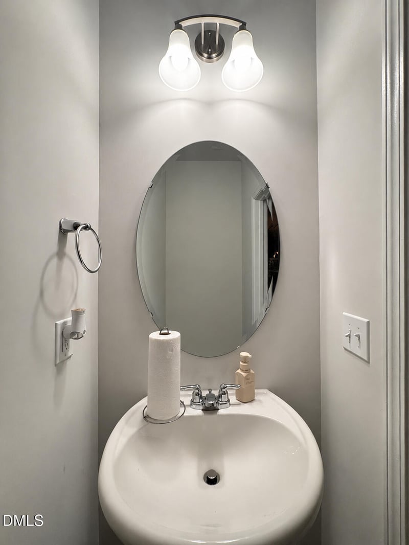 5055 Microcline Trl, Raleigh, NC 27610
