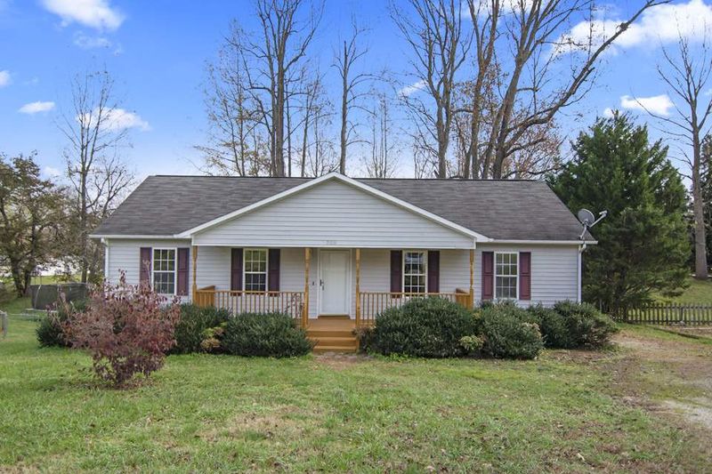 506 N 2nd St, Mebane, NC 27302