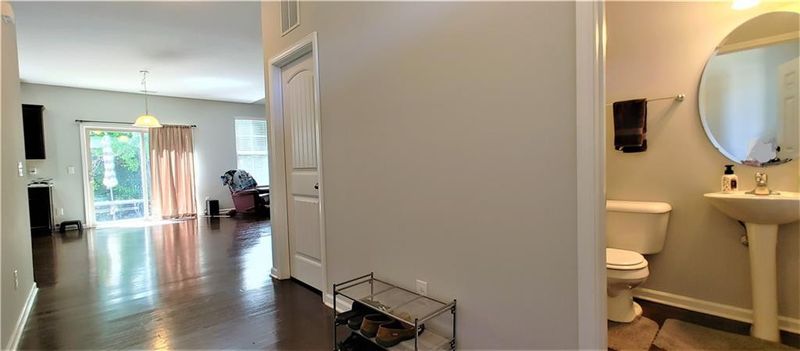 506 Applecross Dr, Mebane, NC 27302