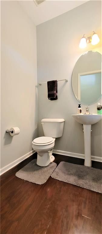 506 Applecross Dr, Mebane, NC 27302