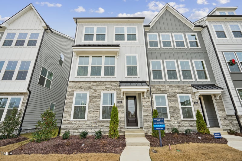 506 Billingshurst Way, Knightdale, NC 27545