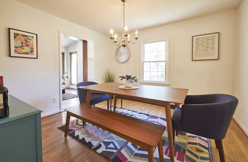 506 Brandywine Rd, Chapel Hill, NC 27516