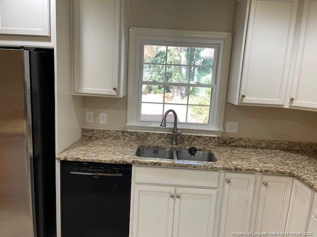 506 Cliffside Dr, Fayetteville, NC 28303
