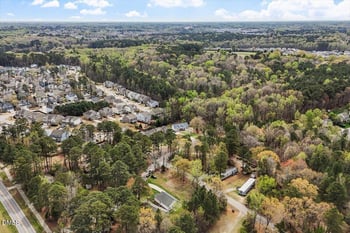 506 Dogwood Rd, Holly Springs, NC 27540