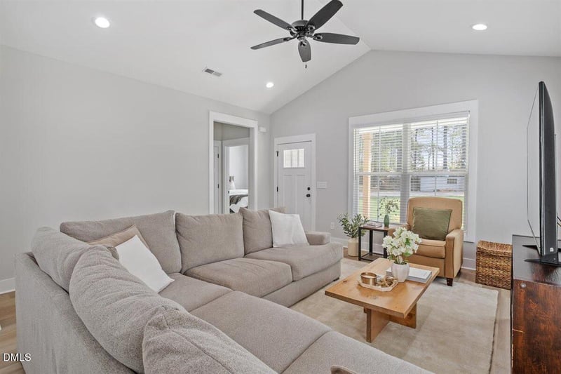 506 Dogwood Rd, Holly Springs, NC 27540