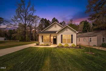 506 Dogwood Rd, Holly Springs, NC 27540