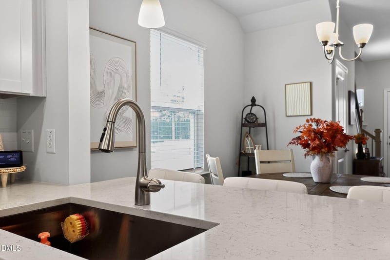 506 Donnegal Farm Dr, Fuquay Varina, NC 27526