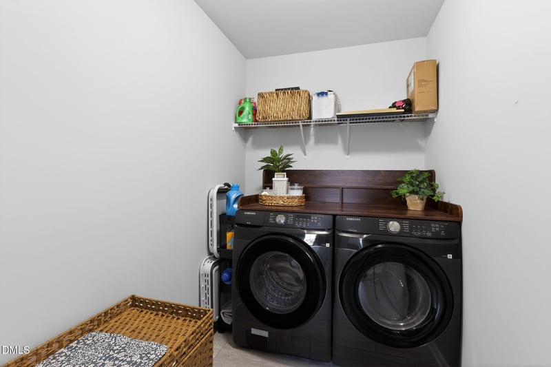 506 Donnegal Farm Dr, Fuquay Varina, NC 27526