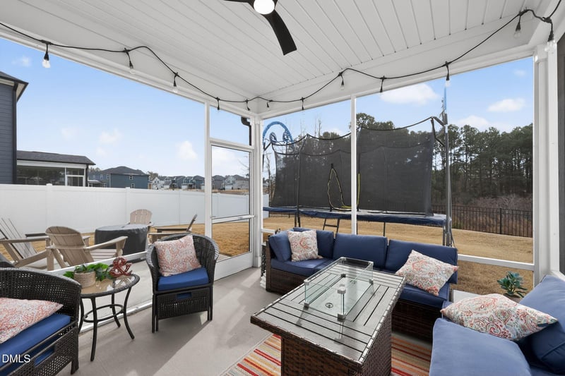 506 Donnegal Farm Dr, Fuquay Varina, NC 27526