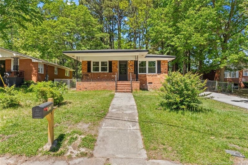 506 Eaton St, Fayetteville, NC 28301
