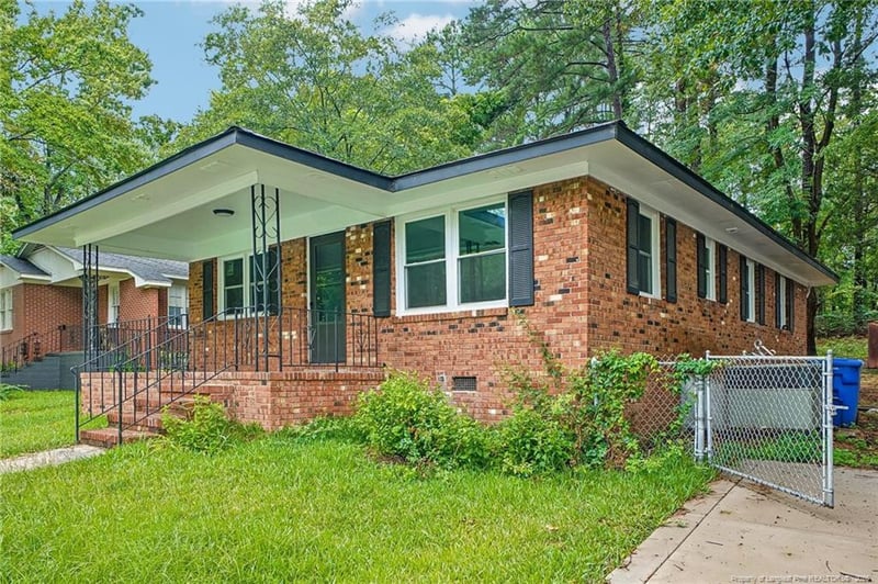 506 Eaton St, Fayetteville, NC 28301