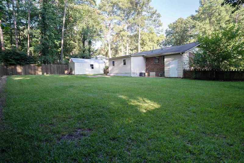 506 Forest Ridge Rd, Garner, NC 27529