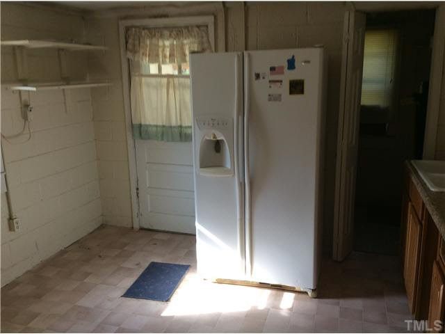 506 E Granville St, Dunn, NC 28334