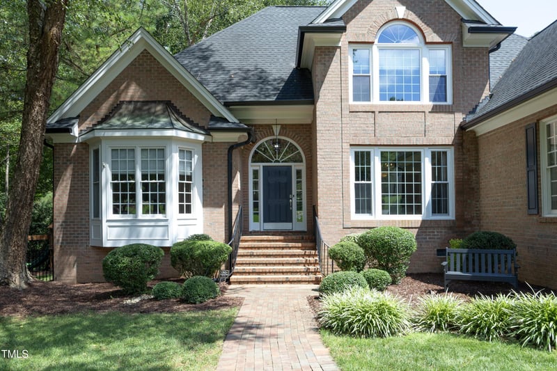 506 Greyfriars Ln, Cary, NC 27518
