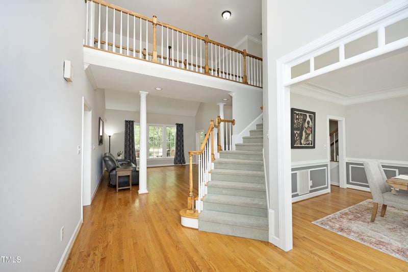 506 Greyfriars Ln, Cary, NC 27518