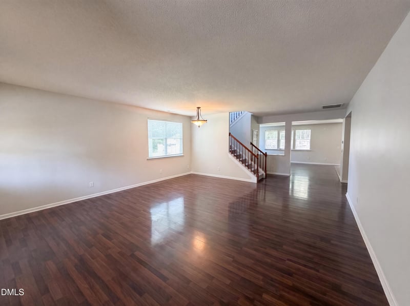 506 Hillview Dr, Durham, NC 27703