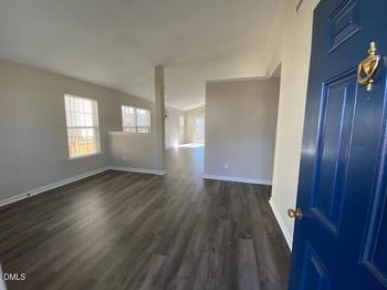 506 Homestead Park Dr, Apex, NC 27502