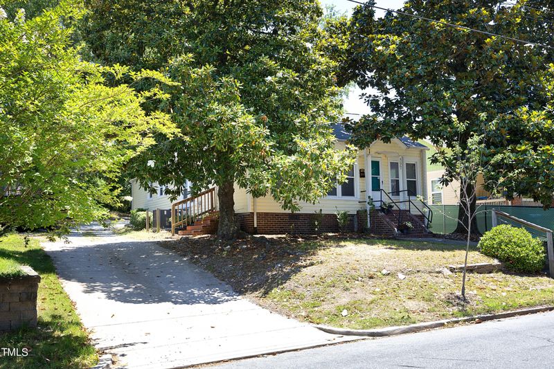 506 N Hyde Park Ave, Durham, NC 27703